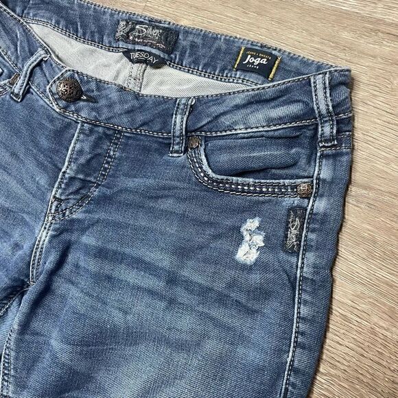 Silver Jeans Tuesday Low Rise Skinny Size W31/L31 Blue Denim Distressed - Picture 4 of 11